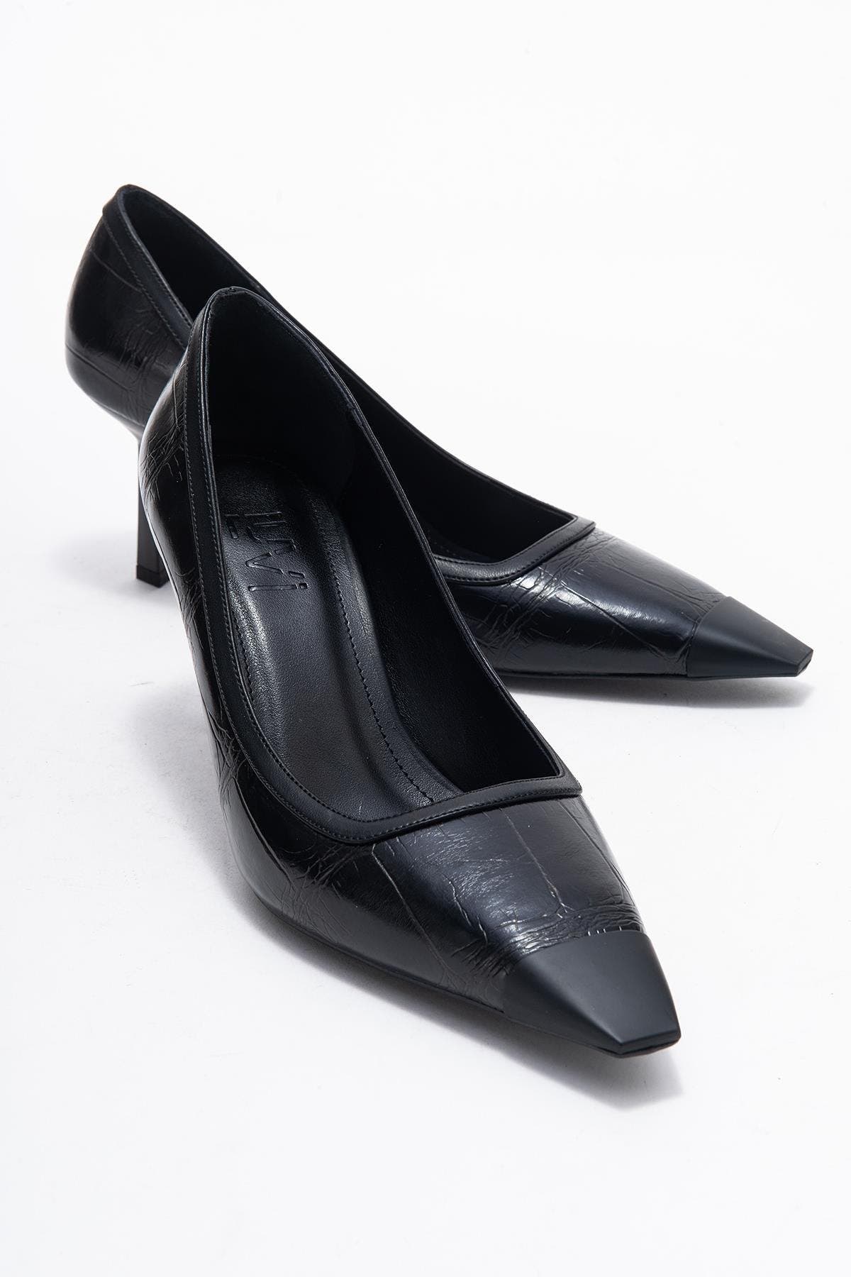 Rona Pointed Toe Pump, Alternate, color, Black Printed