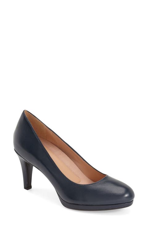 'Michelle' Almond Toe Pump (Women)