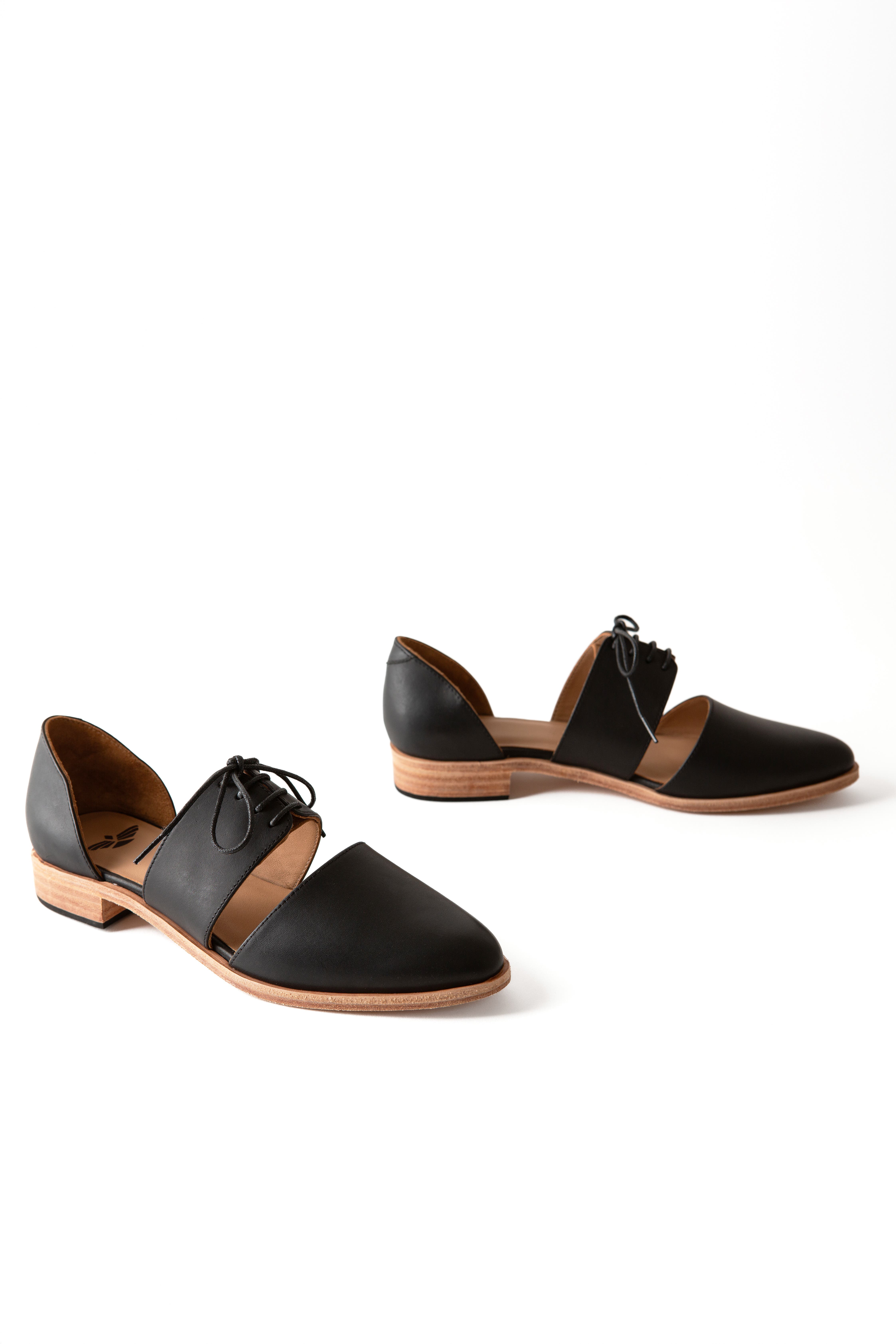 Fortress Carmen Cutout Oxford, Alternate, color, Black