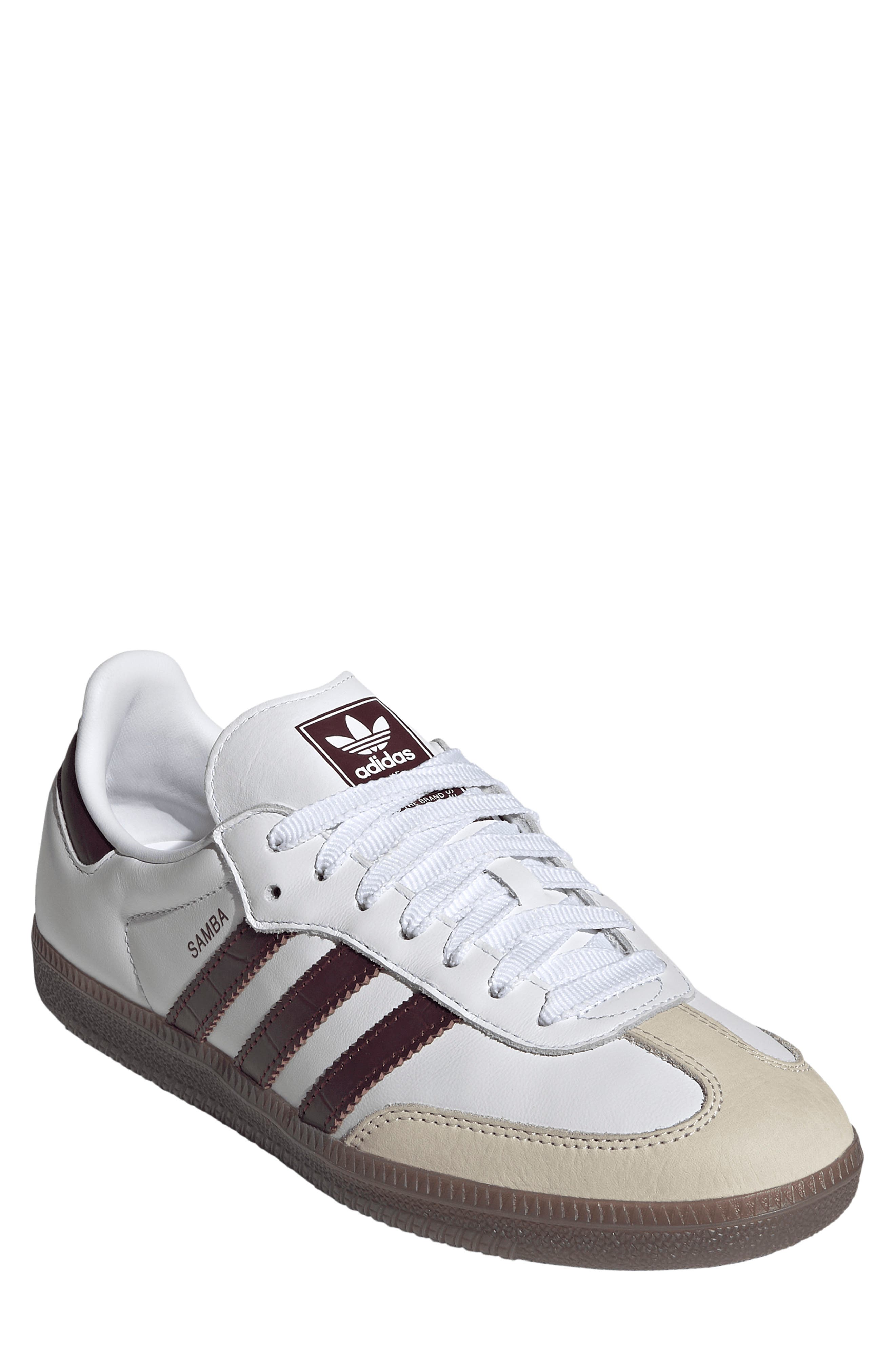  Ftwr White/ Maroon/ Gum5