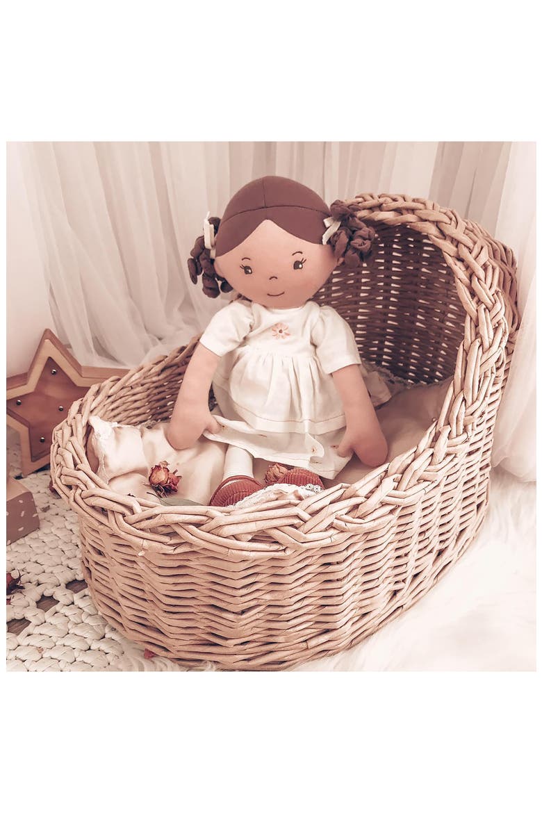Cecilia Doll, Alternate, color, NO COLOR