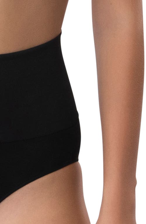 Underoutfit Smoothing At Waist Brief In Black