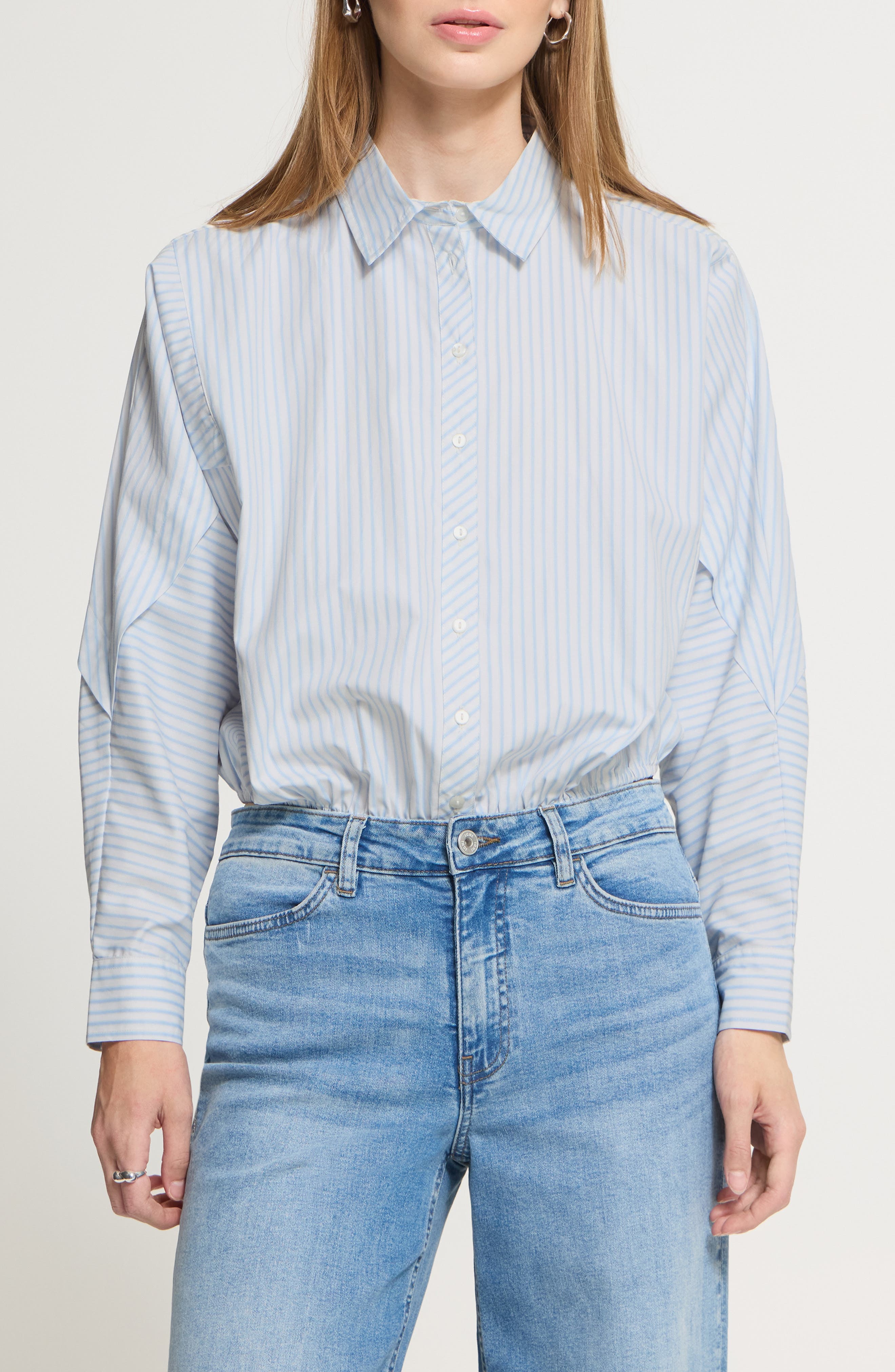 selected WHITE/CELESTIAL BLUE STRIPE