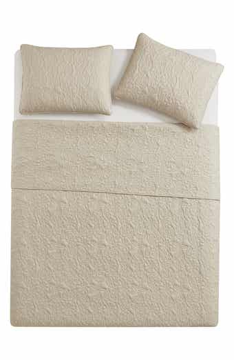 VCNY HOME Seashell Solid 3-Piece Quilt Set
