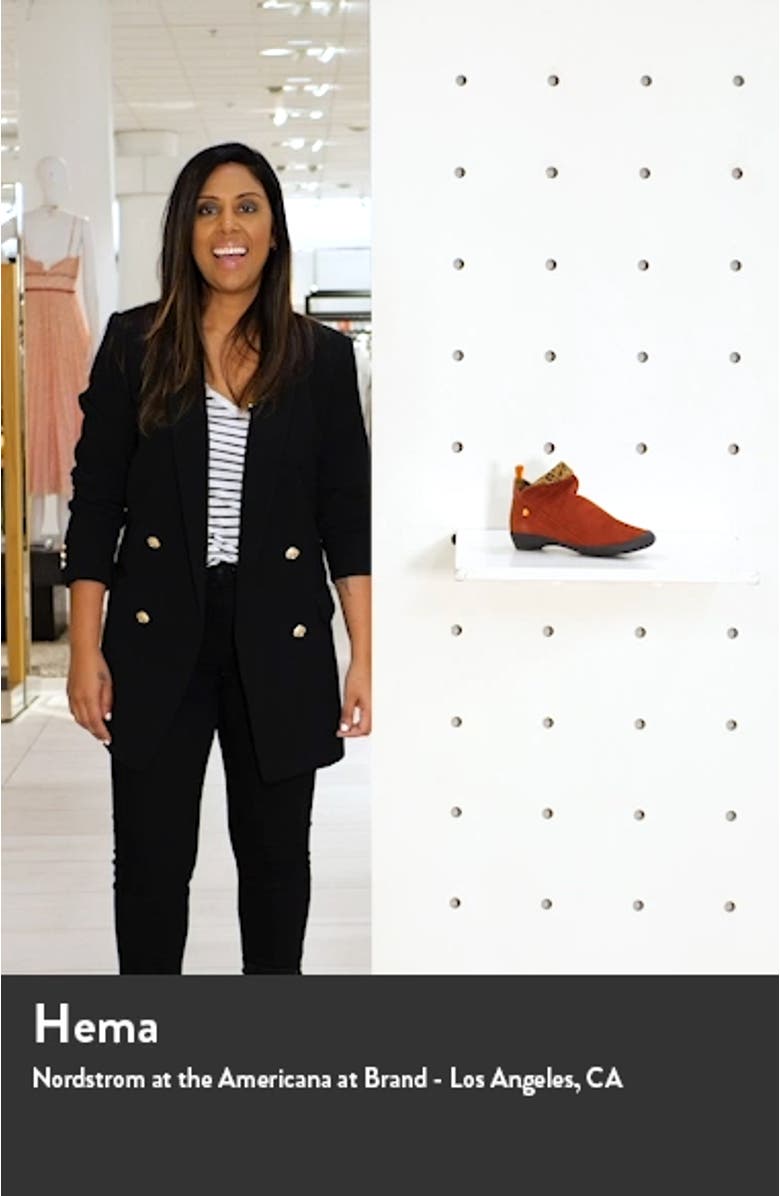 Farah Bootie, sales video thumbnail