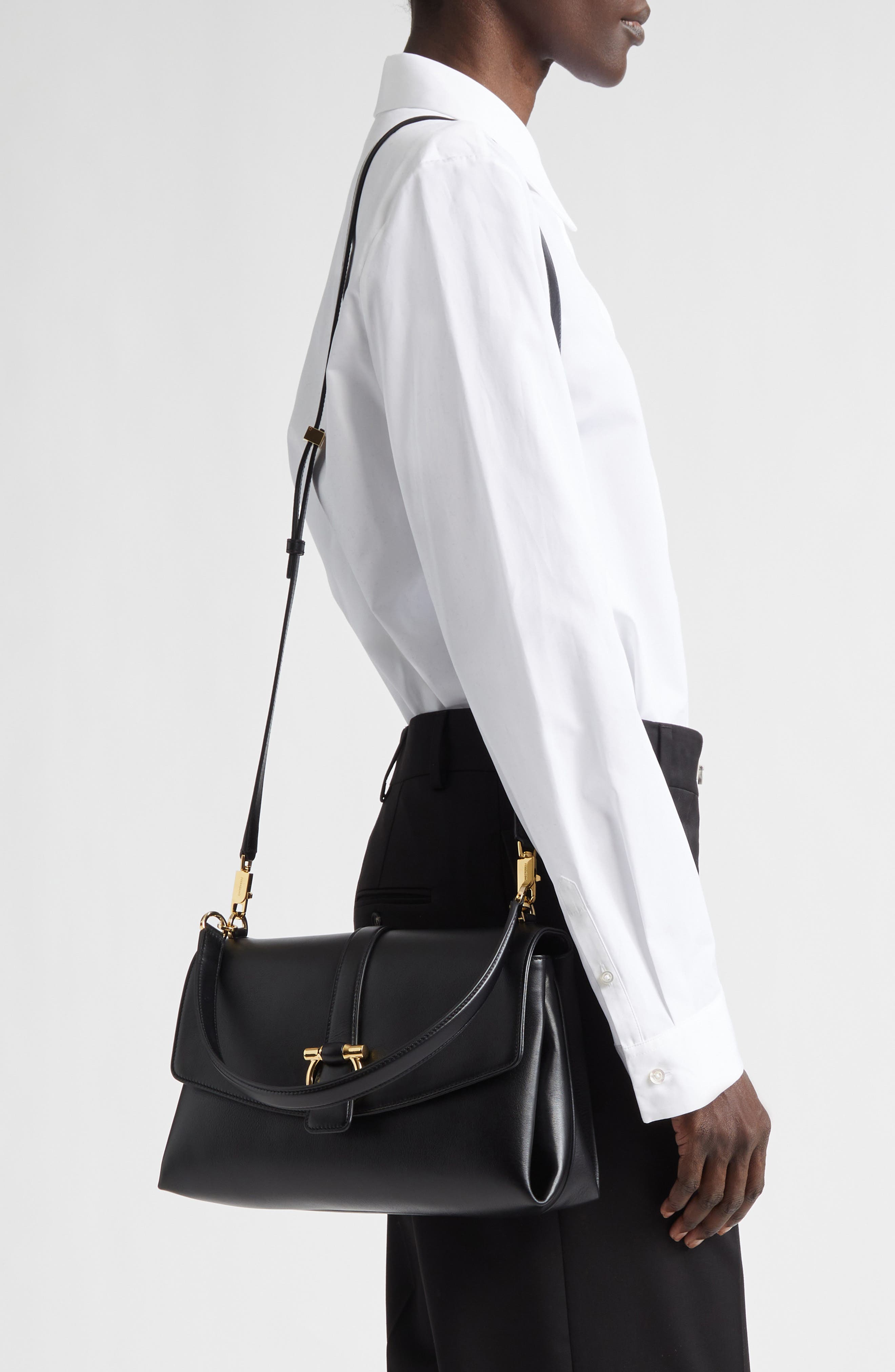 FERRAGAMO Medium Leather Top Handle Bag, Alternate, color, Nero