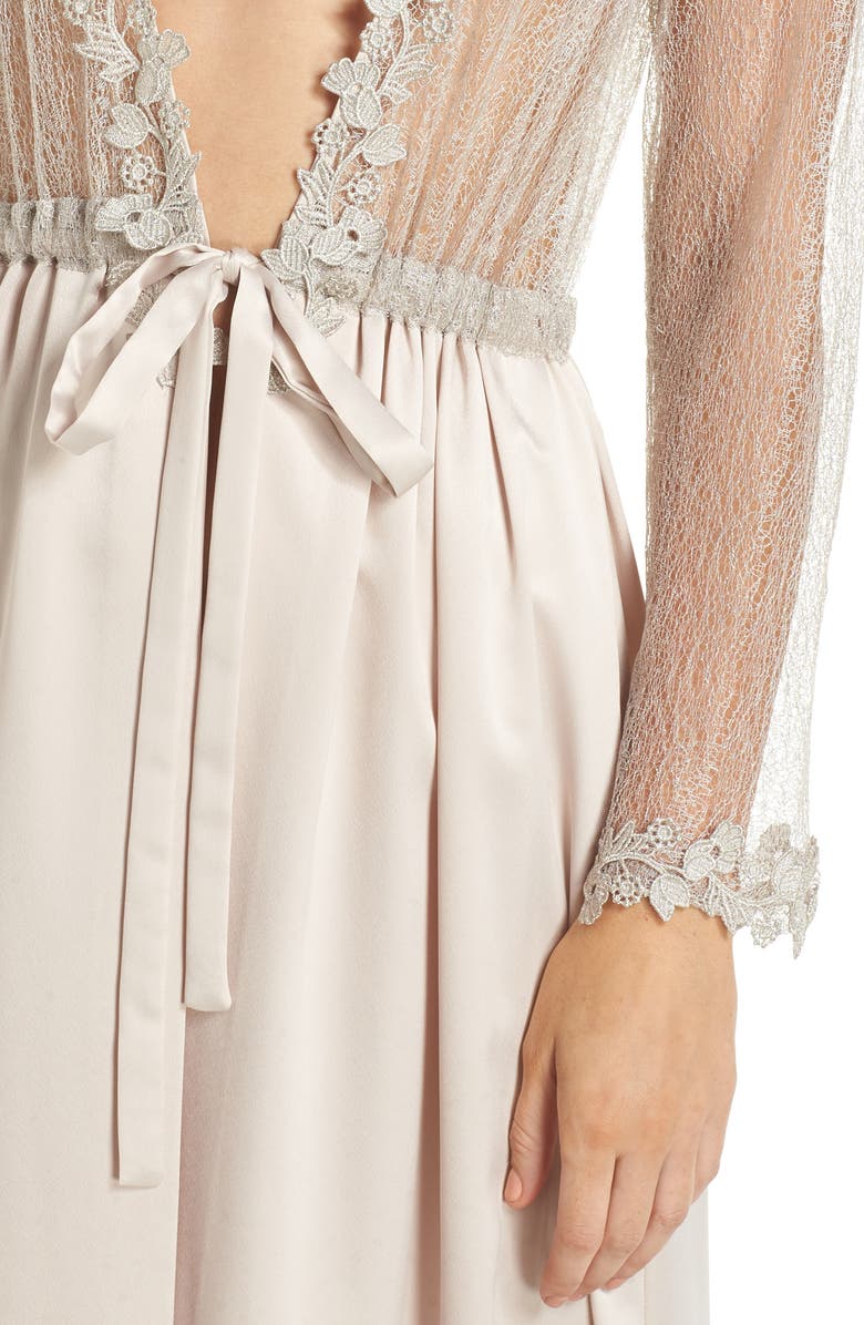 Flora Nikrooz Showstopper Robe, Alternate, color,