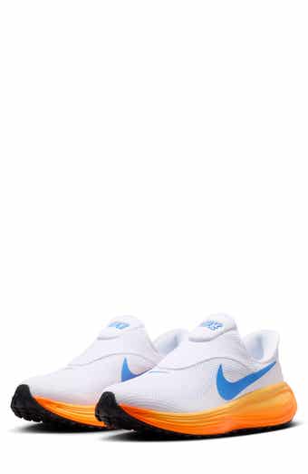 Revolution 8 EasyOn/Off Road Running Shoe