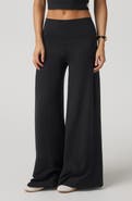 Vuori Halo Performance Wide Leg Pants