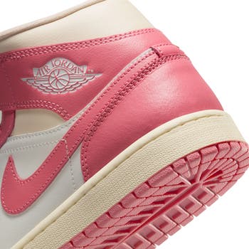 Air Jordan 1 Mid Sneaker