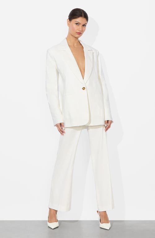 Shop Alice And Olivia Alice + Olivia Billie Fitted Linen Blend Blazer