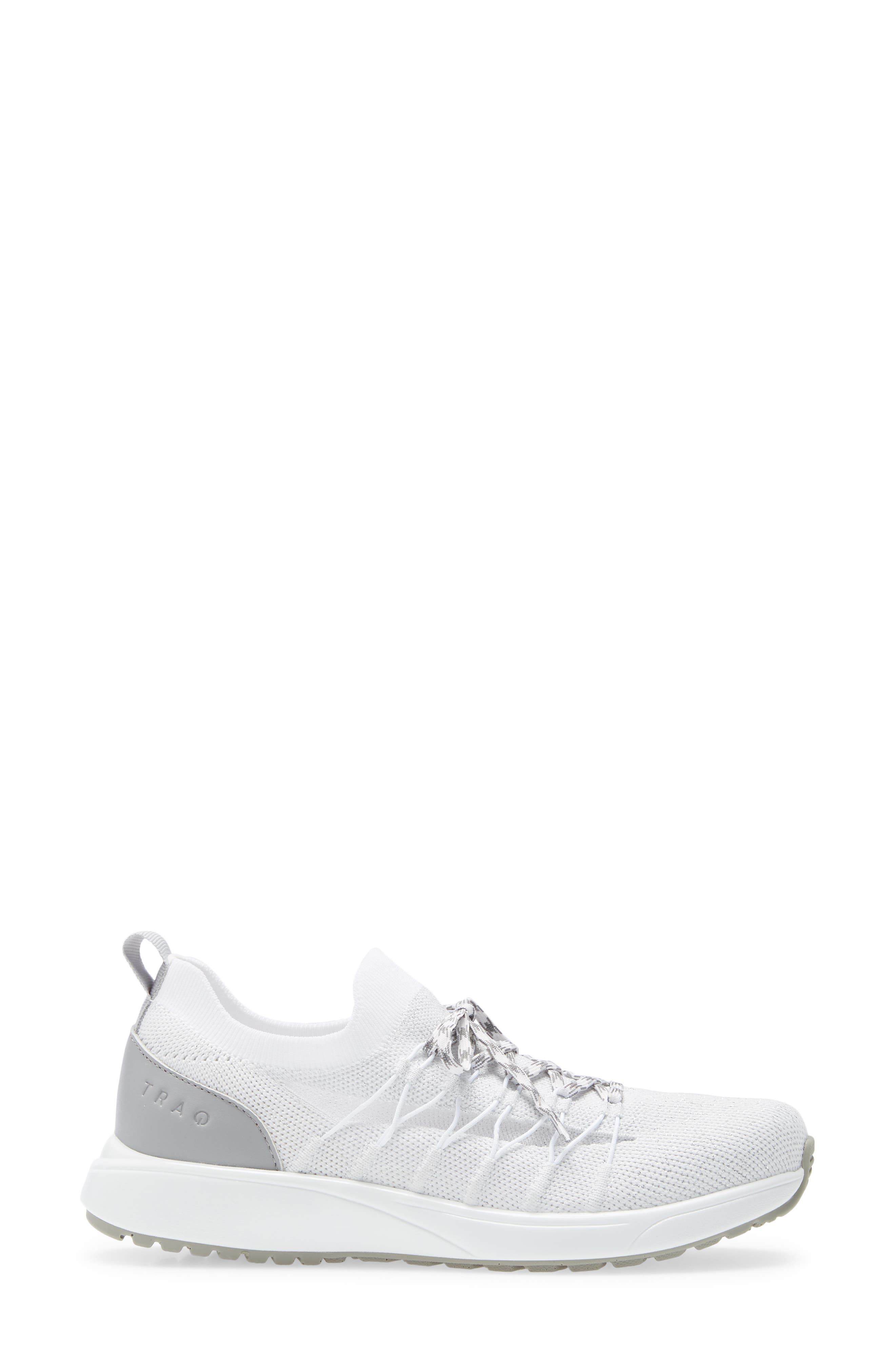 Synq 2 Knit Sneaker, Alternate, color, SILVER LEATHER