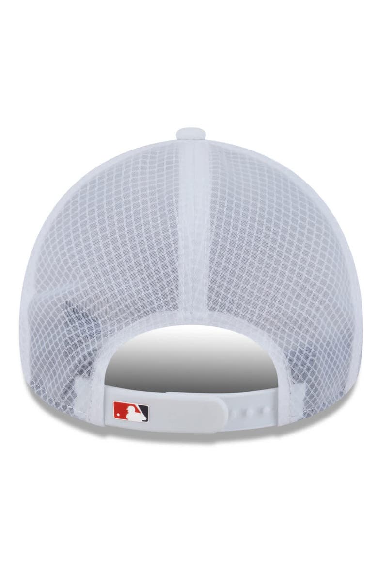Men's New Era White Los Angeles Angels 2026 Batting Practice Apex 9FORTY Adjustable Trucker Hat, Alternate, color, White
