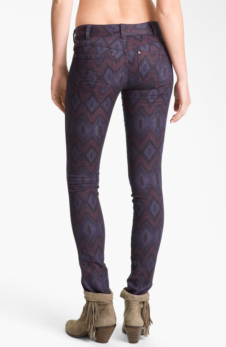 Free People Ikat Print Skinny Jeans, Alternate, color, 