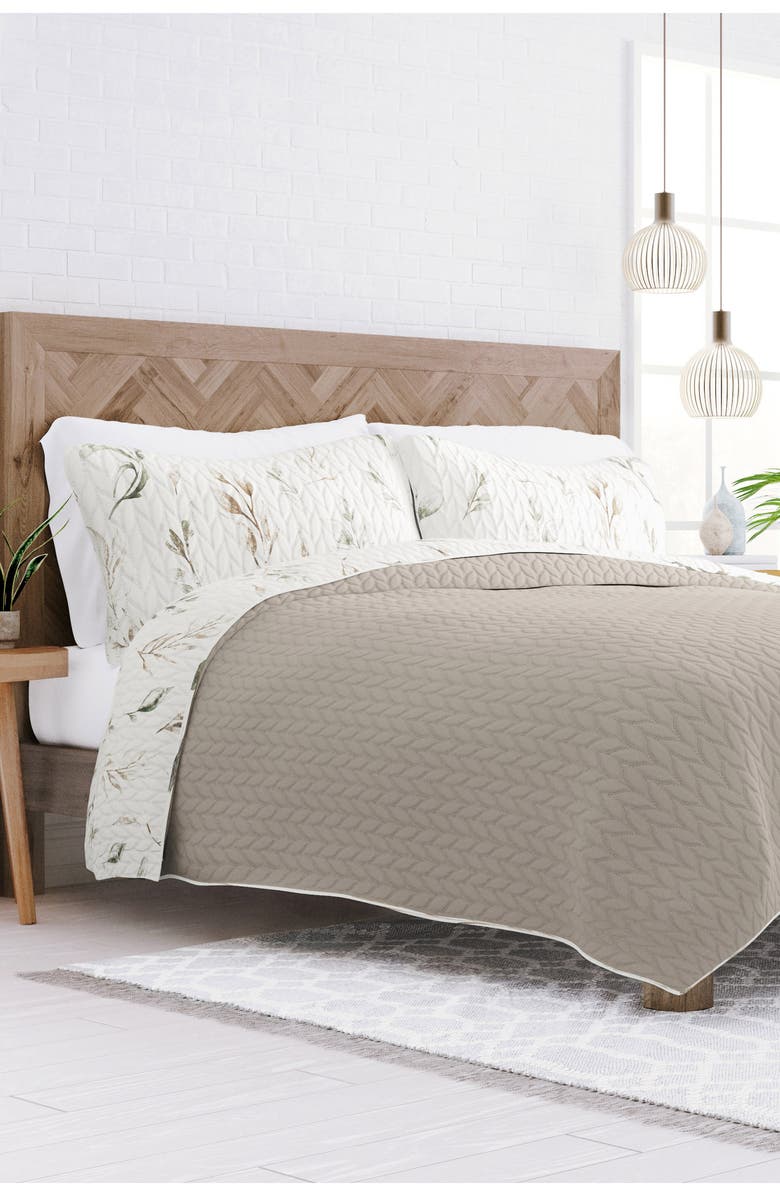 HOMESPUN All Season Watercolor Leaves 3-Piece Down Alternative Reversible Quilt Set, Alternate, color, Latte