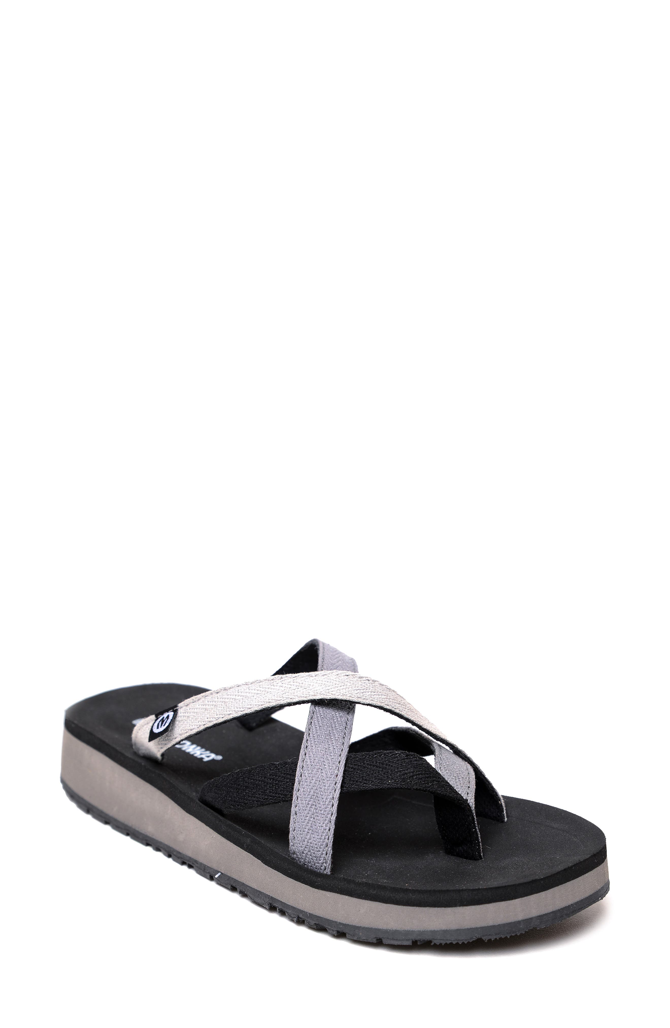 Minnetonka Hanna 2.0 Flip Flop, Main, color, 