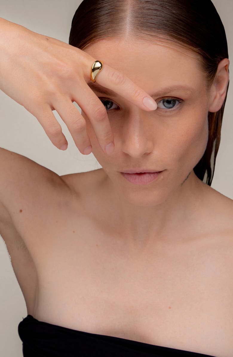 YOJ Ine Ring in Gold, Alternate, color, Gold
