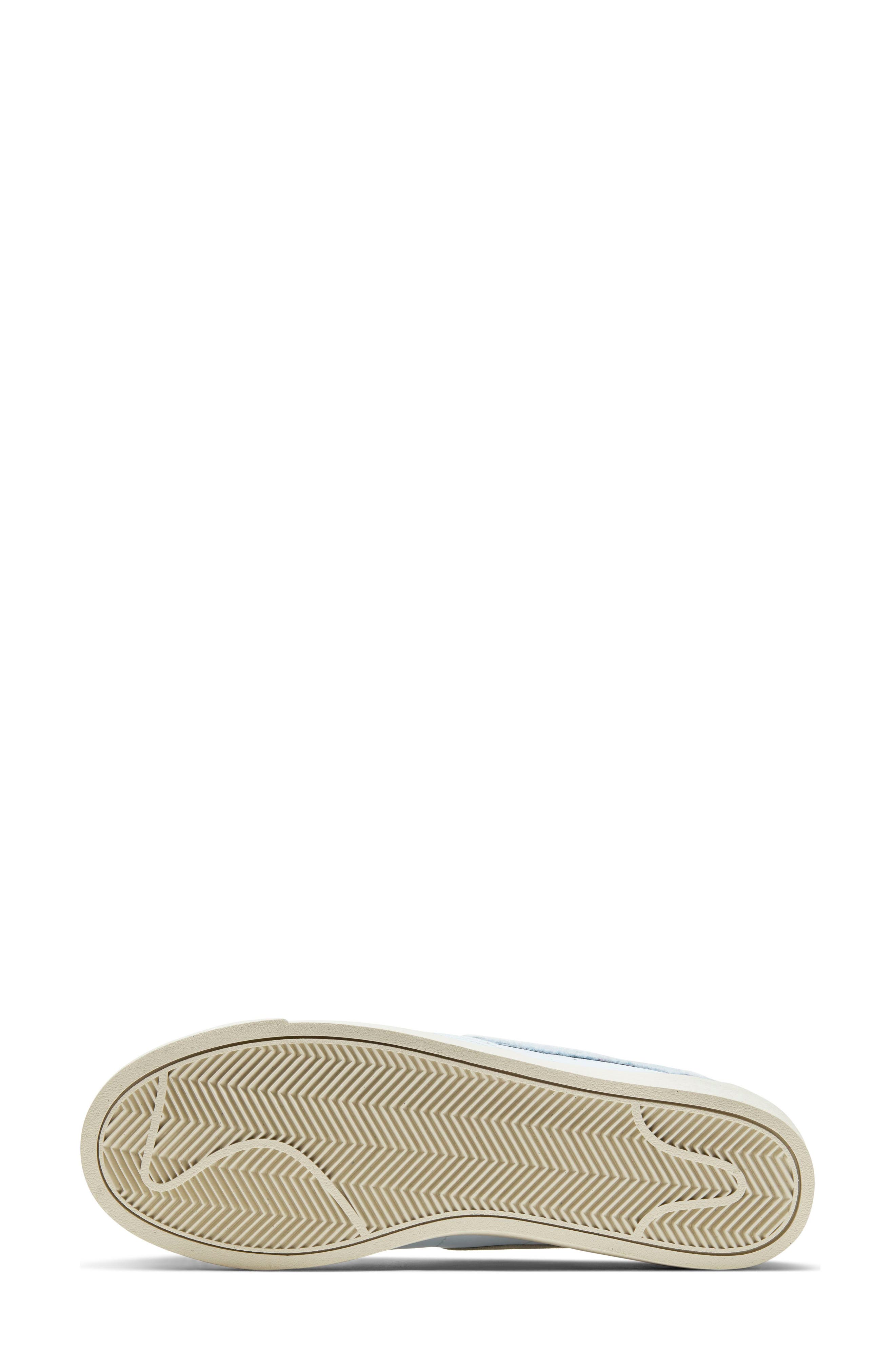 Blazer Low SE Sneaker, Alternate, color, LIGHT BLUE/ BLACK