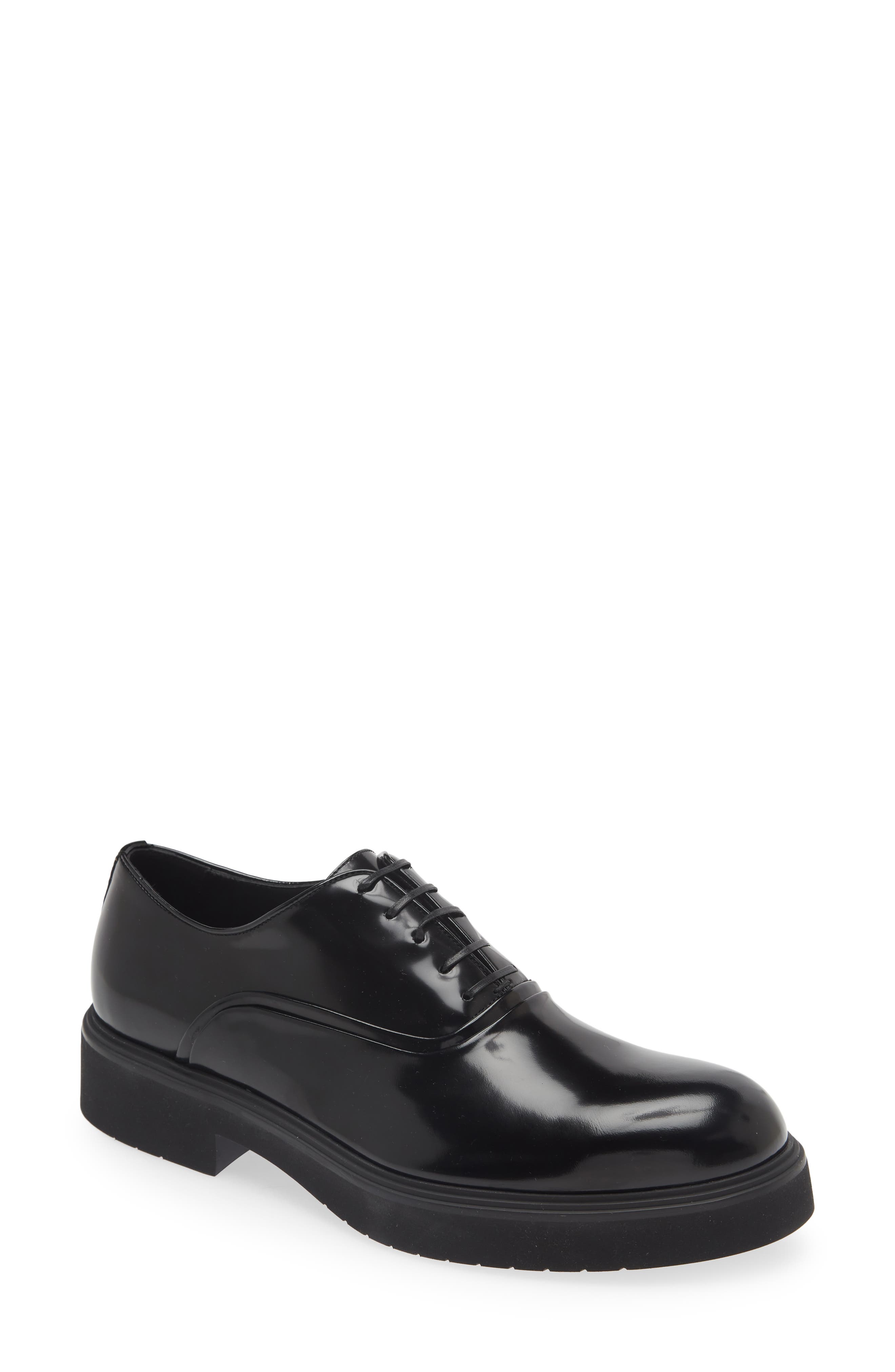 FERRAGAMO Firorino Round Toe Oxford, Main, color, 