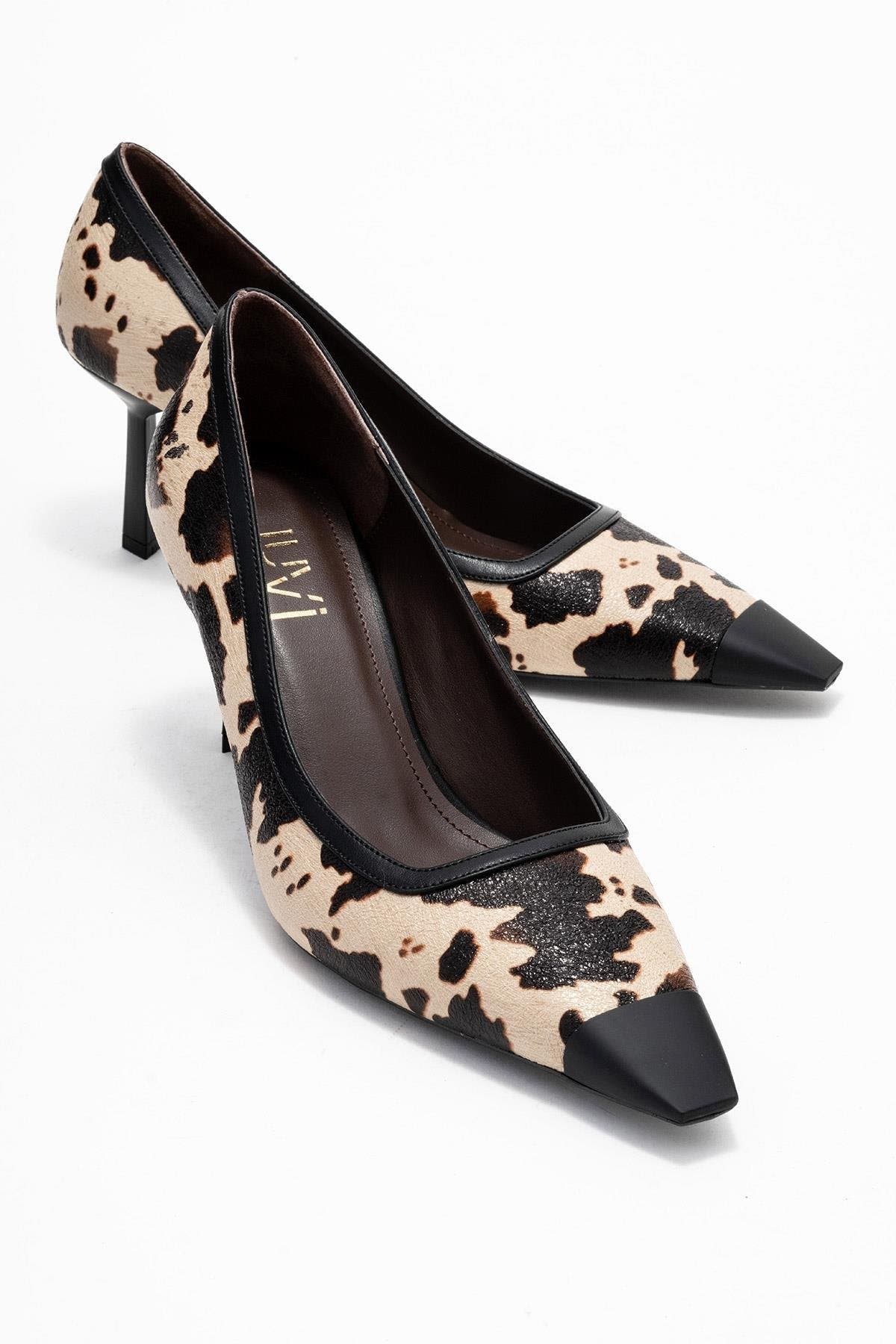 Prologue Shoes Rona Pointed Toe Pump, Main, color, Leopard Printed