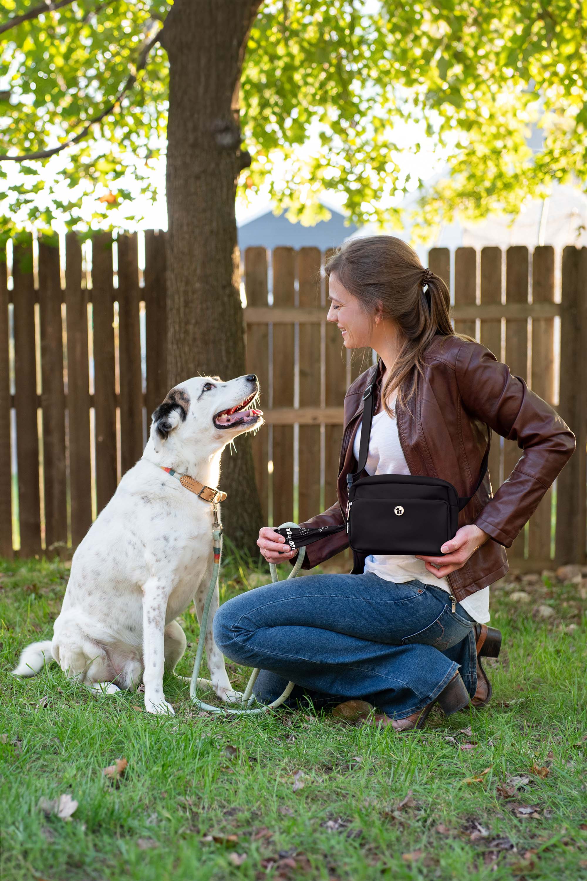 Puppington Walk Star Kit 3-in-1 Dog Walk Bag & Bowl plus Matching 90 Refill Dog Waste Bags, Alternate, color, Onyx Black