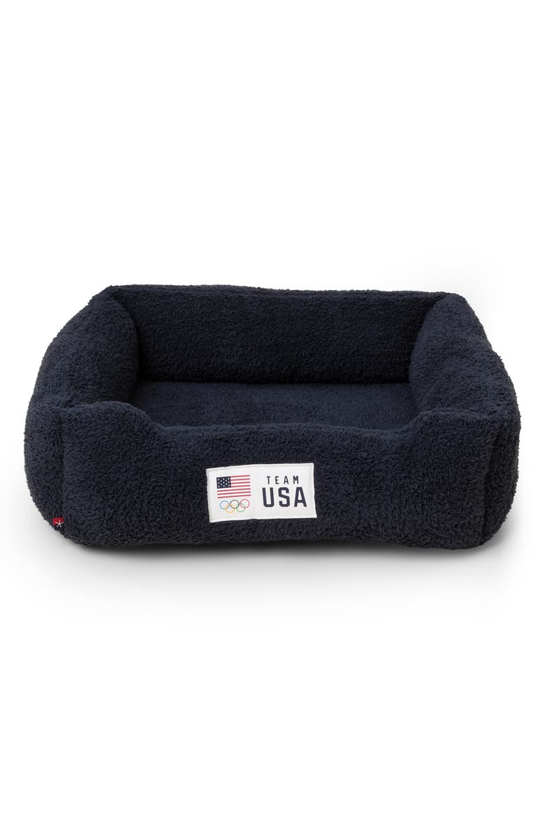 Barefoot Dreams<sup>®</sup> CozyChic<sup>®</sup> Flag Pet Bed, Main, color, Indigo