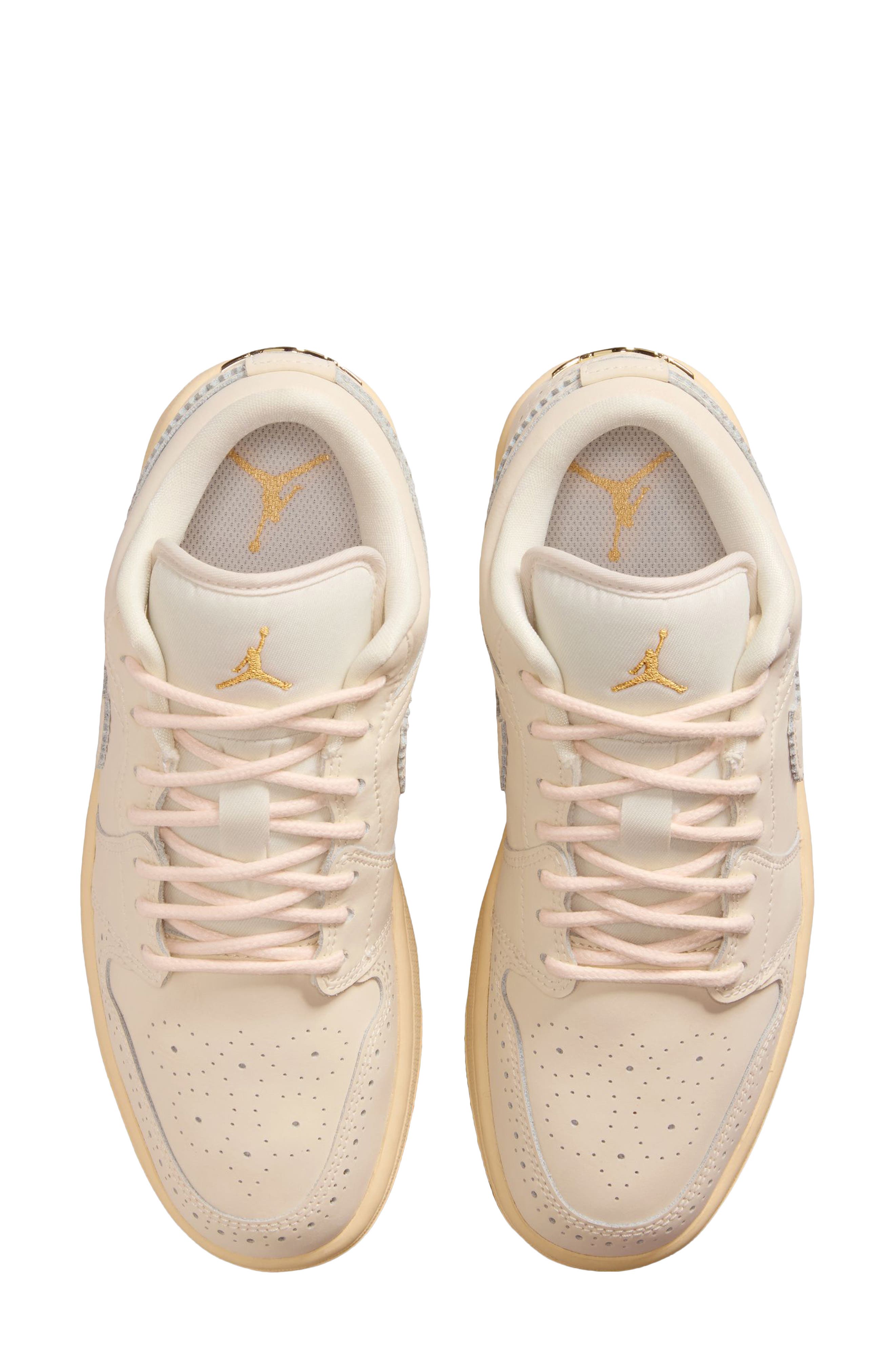 Air Jordan 1 Low SE Sneaker, Alternate, color, 100 CHALK/CHALK