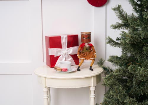 Gallerie Ii Gretta Gingerbread Doll In Brown