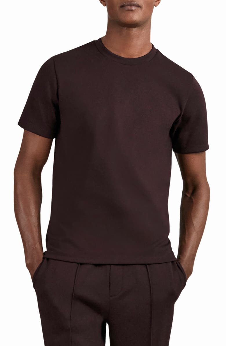 Reiss Bradley Solid Stretch T-Shirt, Main, color, Cherry Red