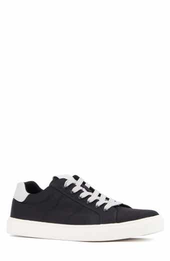 NEW YORK AND COMPANY Brad Low Top Sneaker