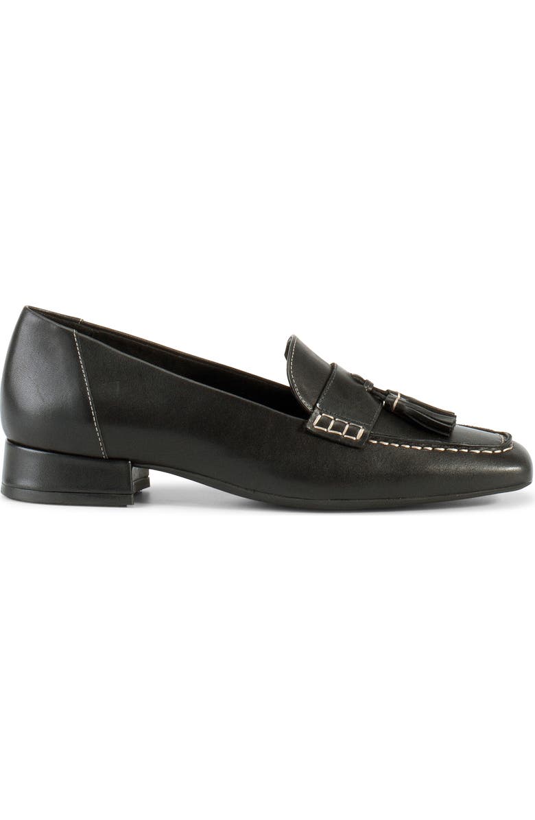 Vagabond Shoemakers Debbi Tassel Loafer, Alternate, color, Black/ White
