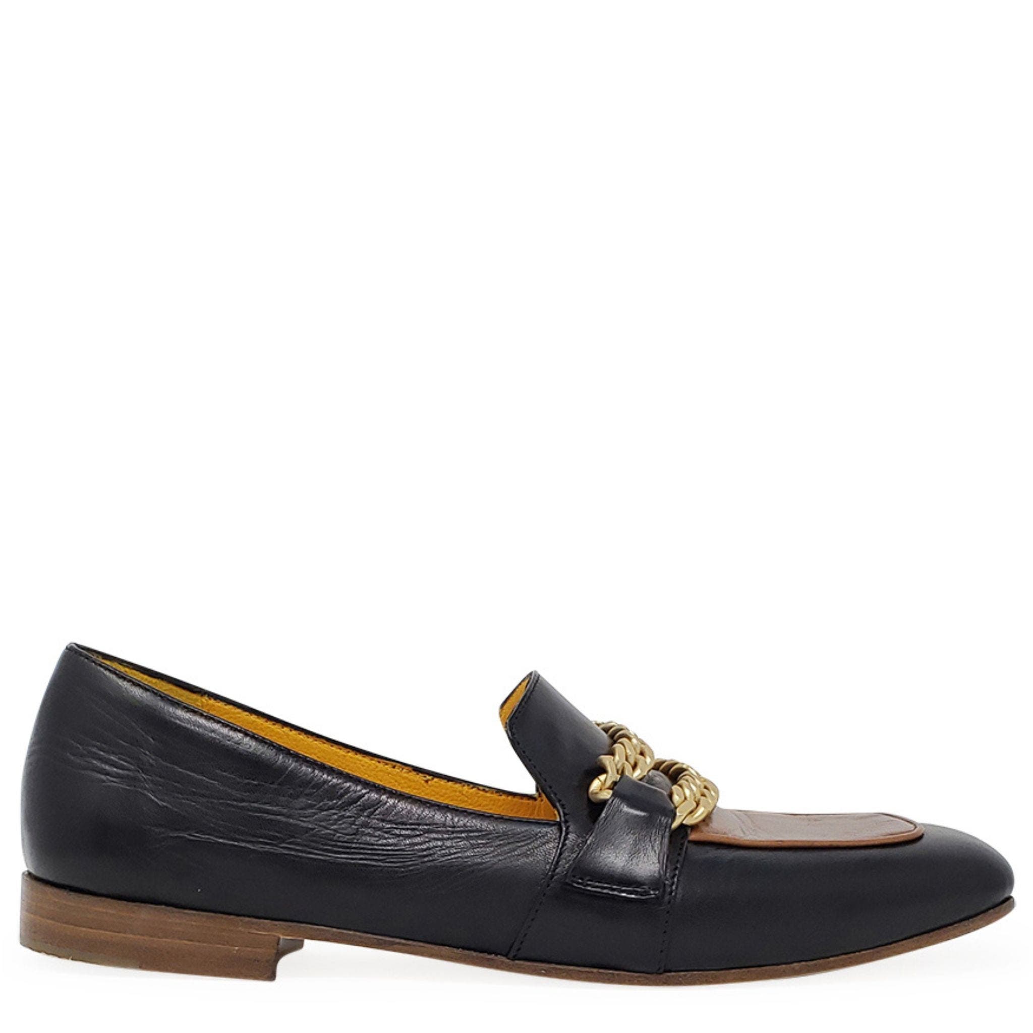 Madison Maison Flat Loafer With Chain, Main, color, Black/Tan