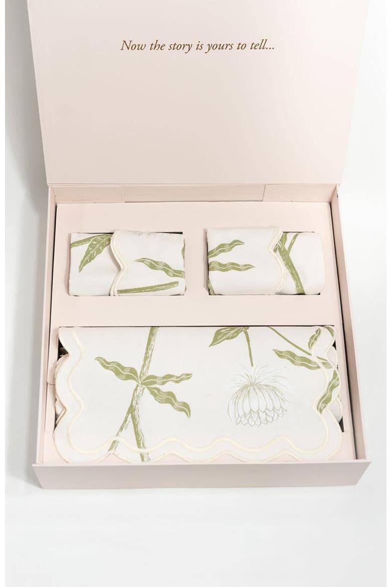 Storytime Dahlias Table Linens Set, Alternate, color, Green
