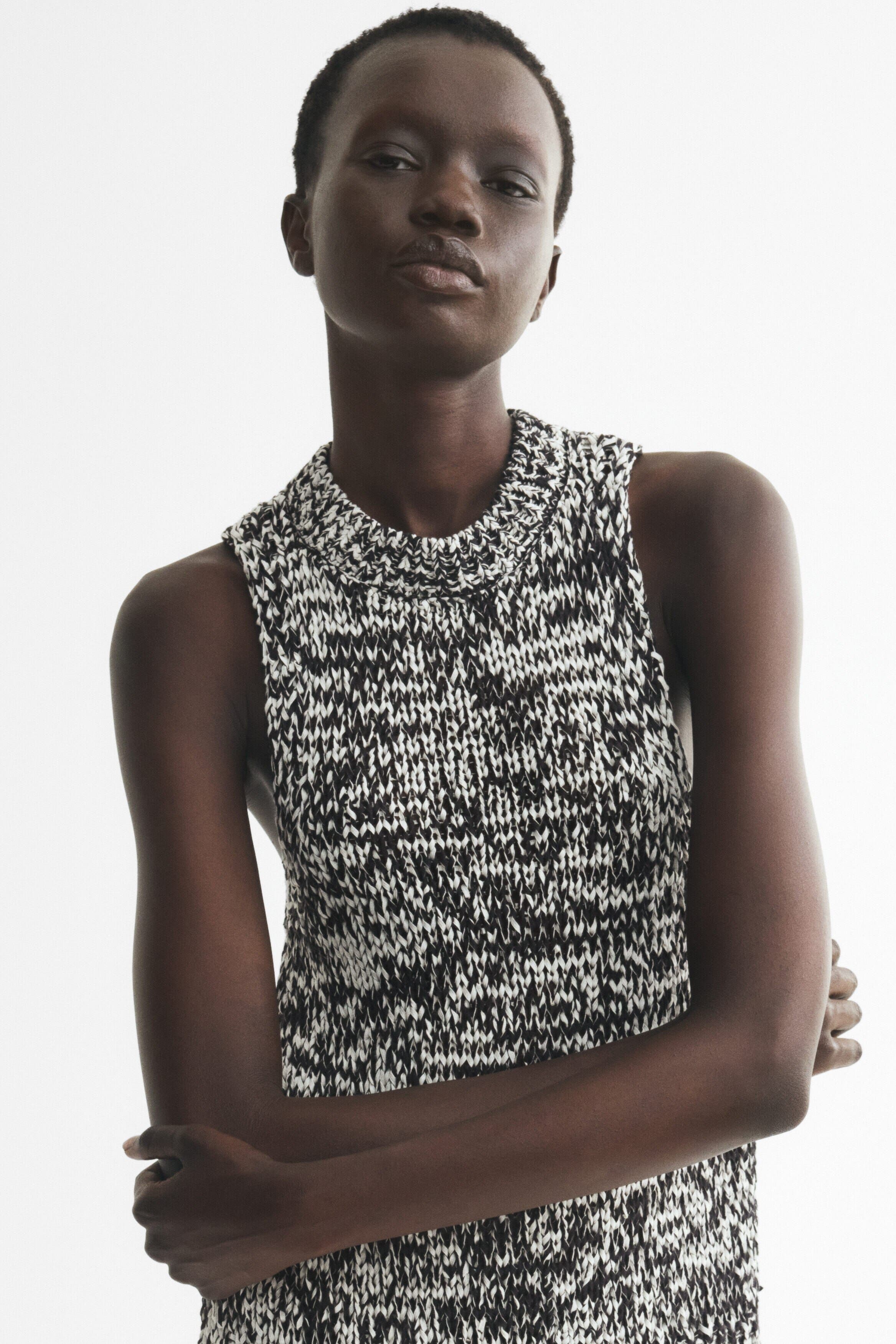 selected Black/white melange
