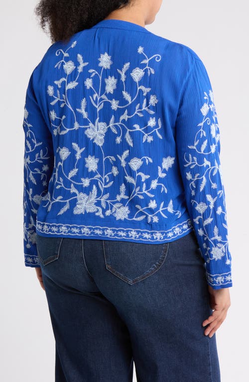 FORGOTTEN GRACE FORGOTTEN GRACE FLORAL EMBROIDERED LONG SLEEVE BUTTON-UP TOP