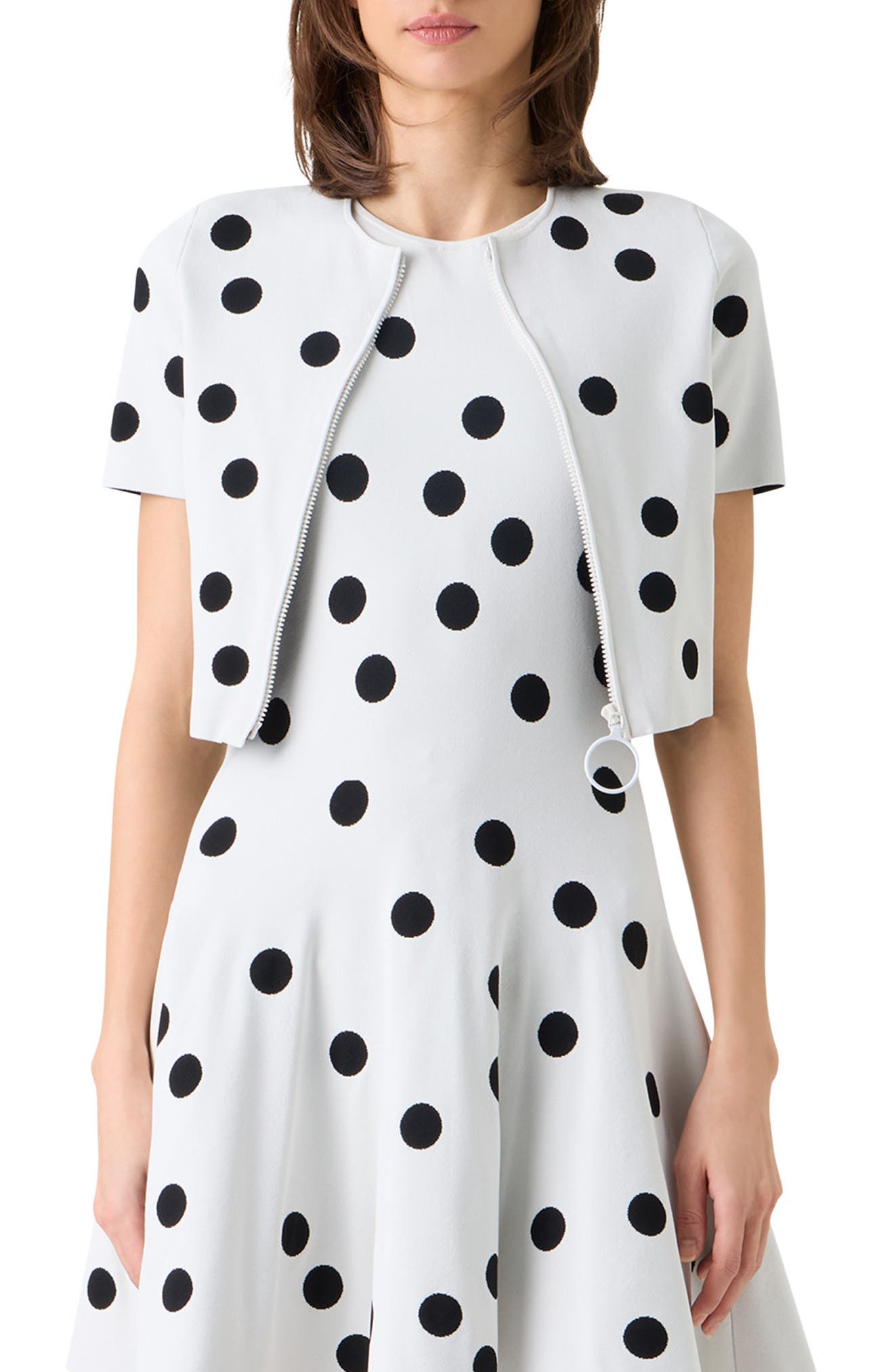 selected CREAM-BLACK