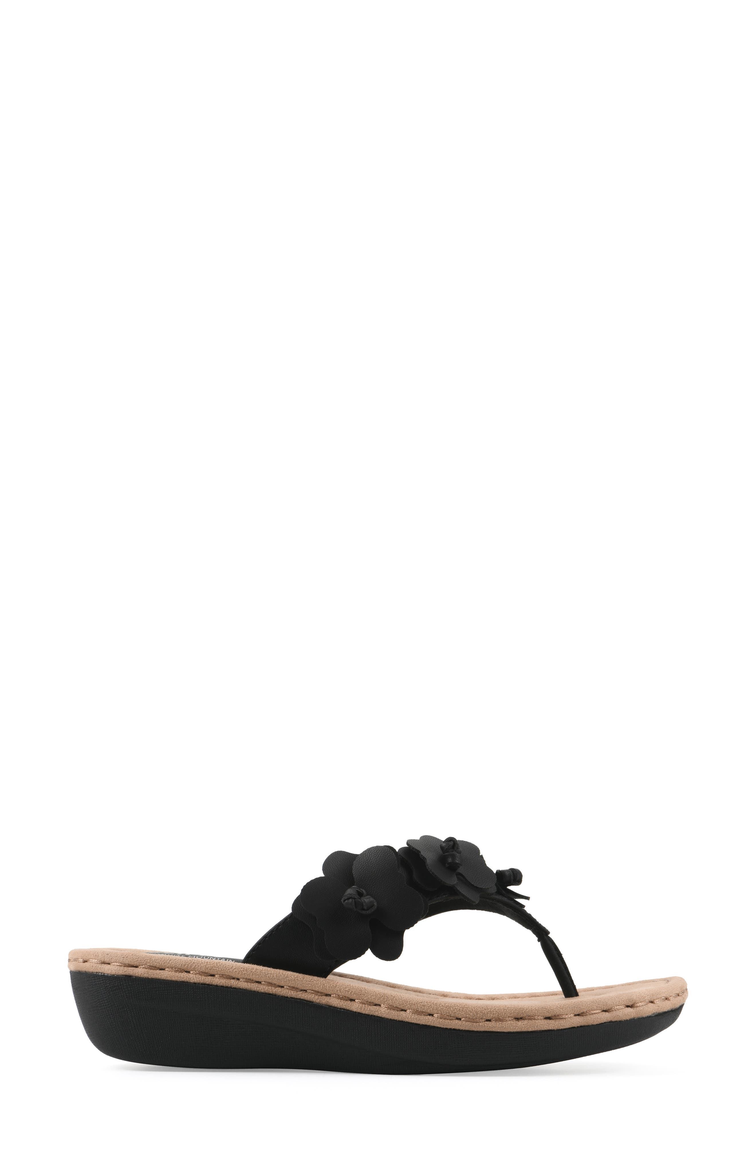 CLIFFS BY WHITE MOUNTAIN Cassilia Mini Wedge Sandal - Wide Width Available, Alternate, color, 