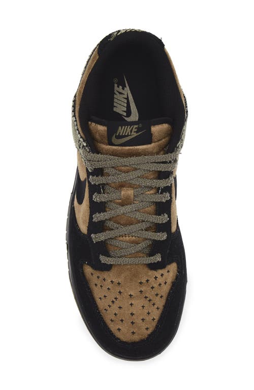Nike Dunk Low Se Basketball Sneaker In Green