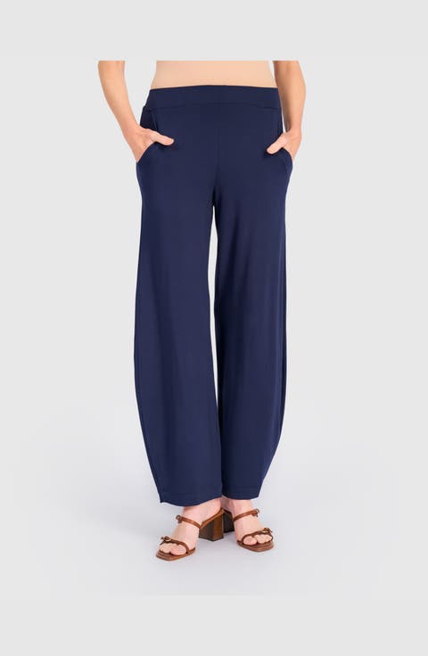Essential Flow Pants