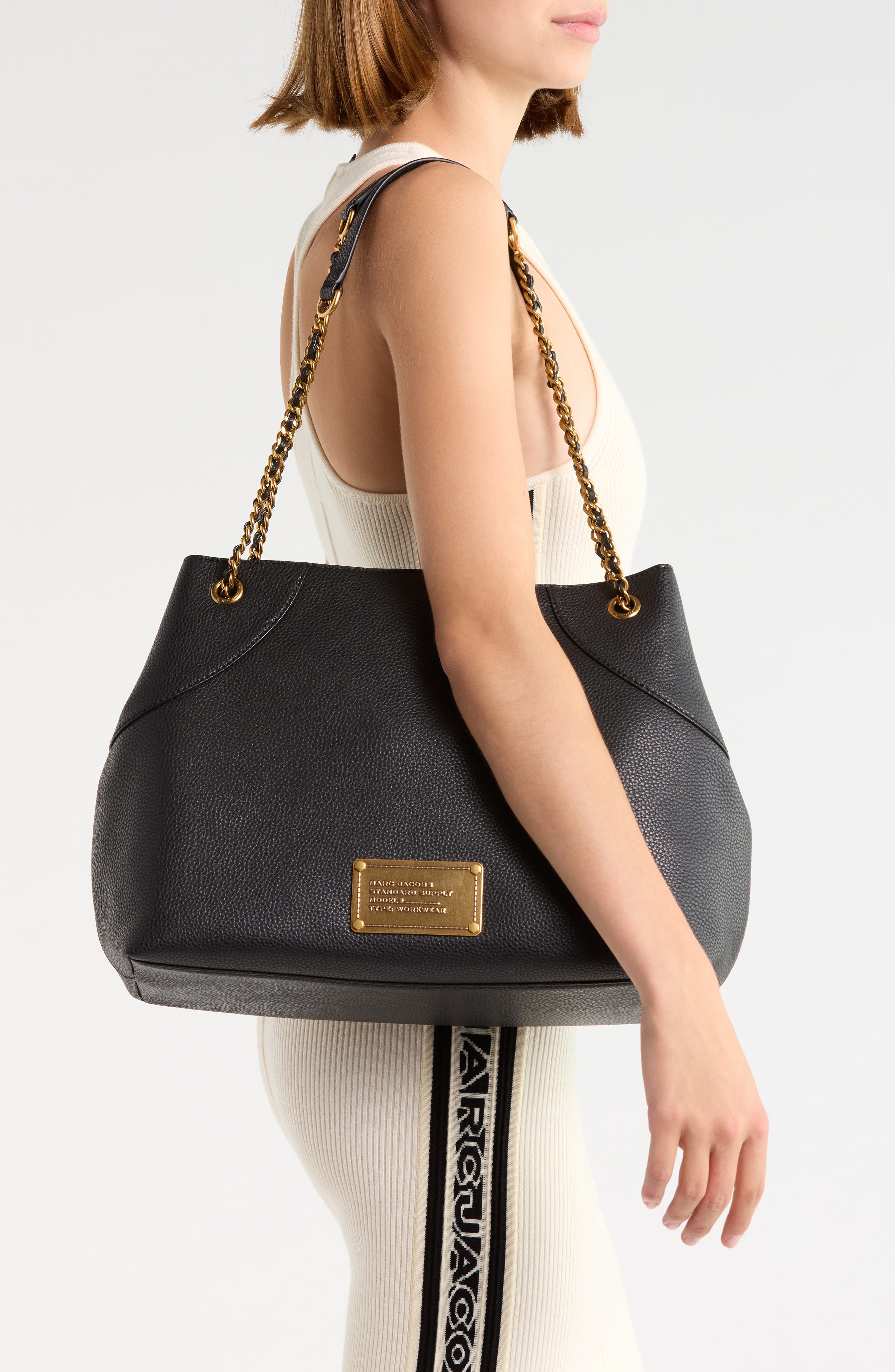 Plaza Medium Leather Tote, Alternate, color, BLACK