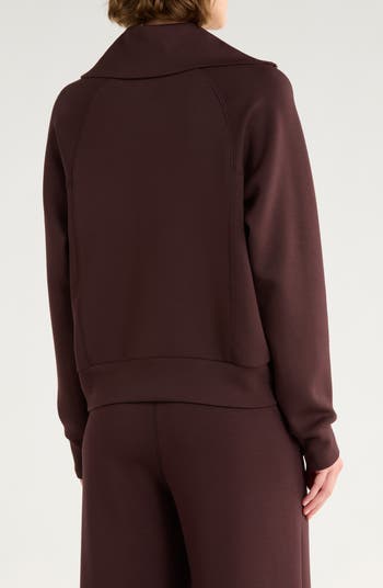 AirEssentials Half Zip Sweatshirt