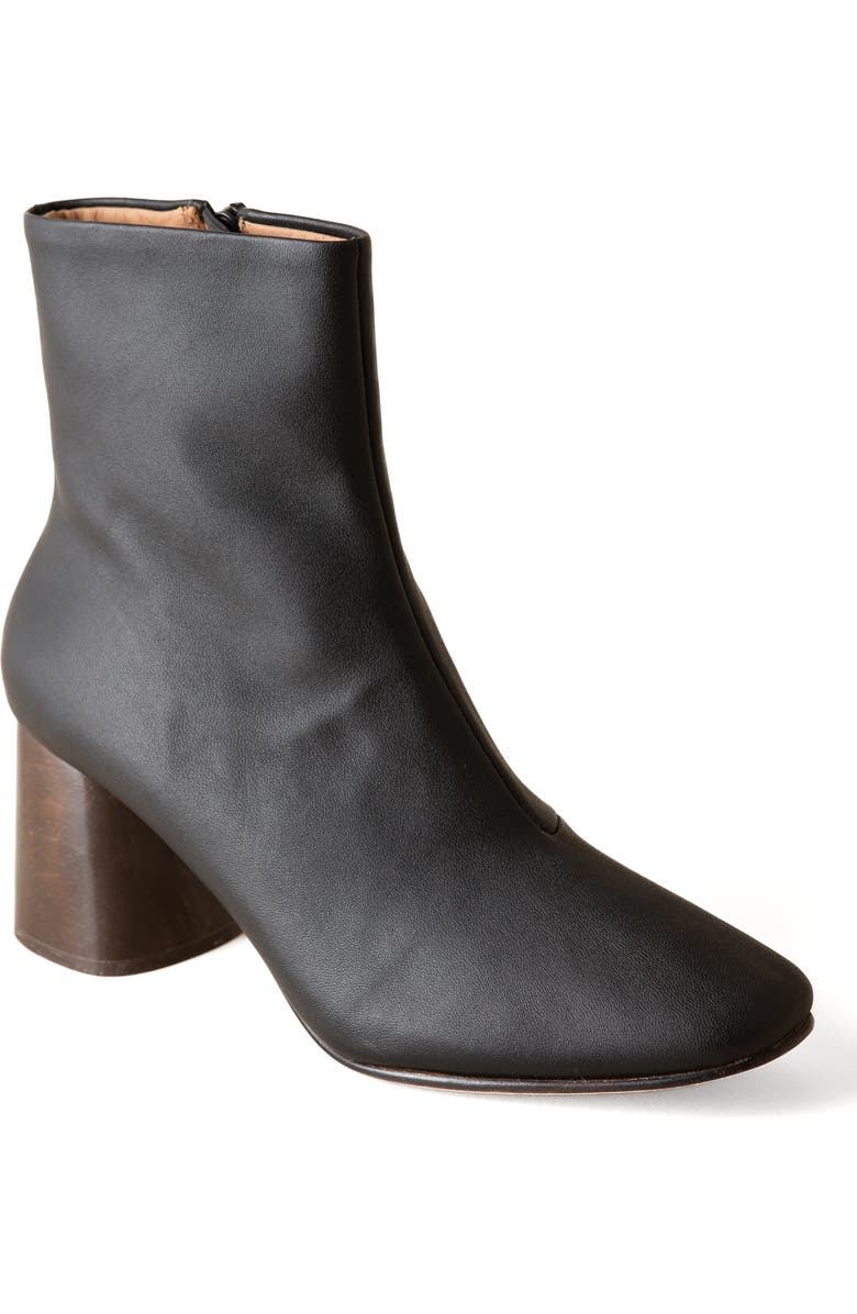 Huma Blanco Harlow Boot, Main, color, Coal