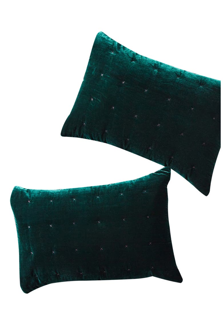 Emery Set of 2 Velvet Shams, Alternate, color, HOLLY