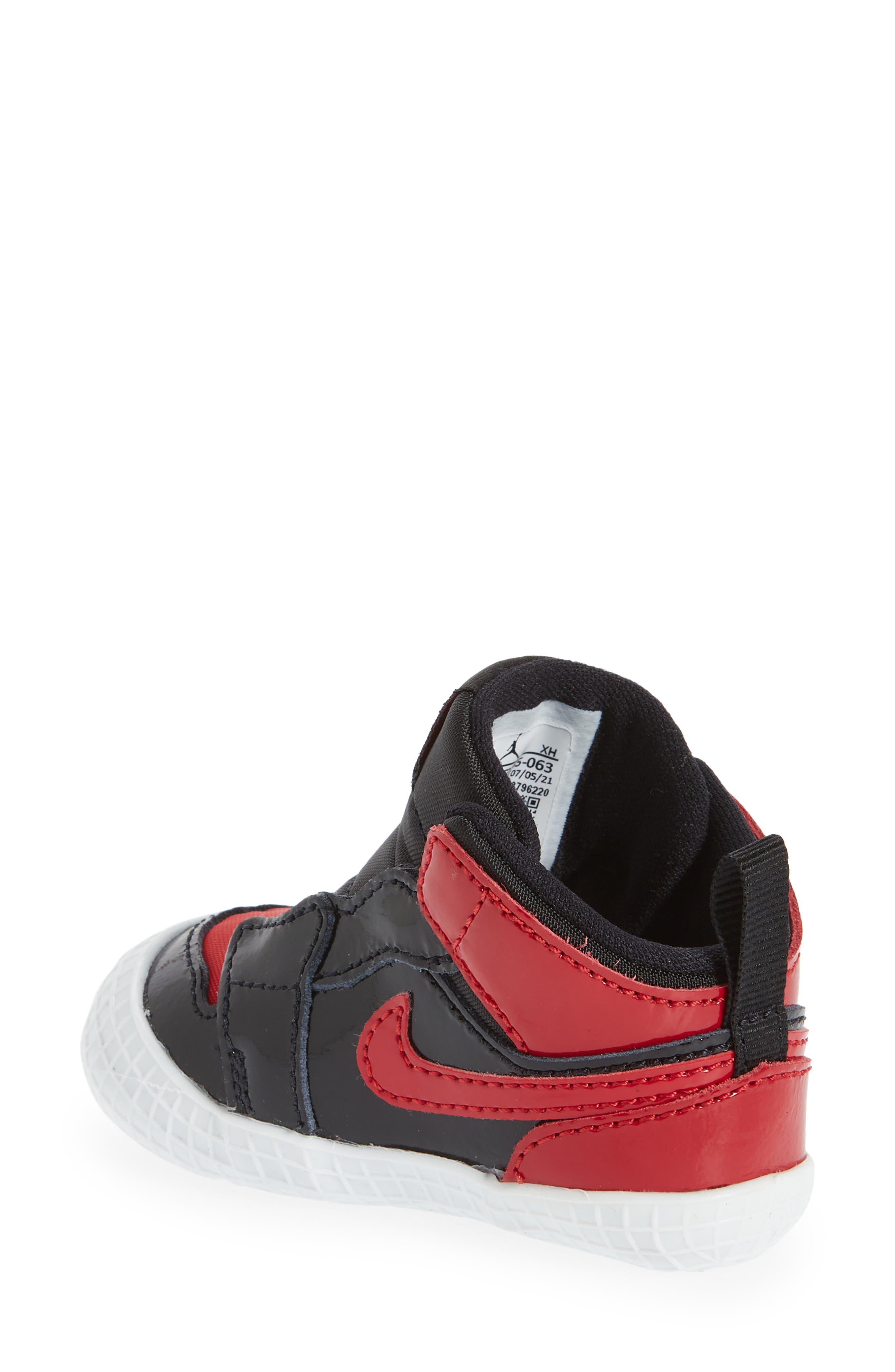 Jordan Nike Air Jordan 1 Crib Bootie, Alternate, color, 