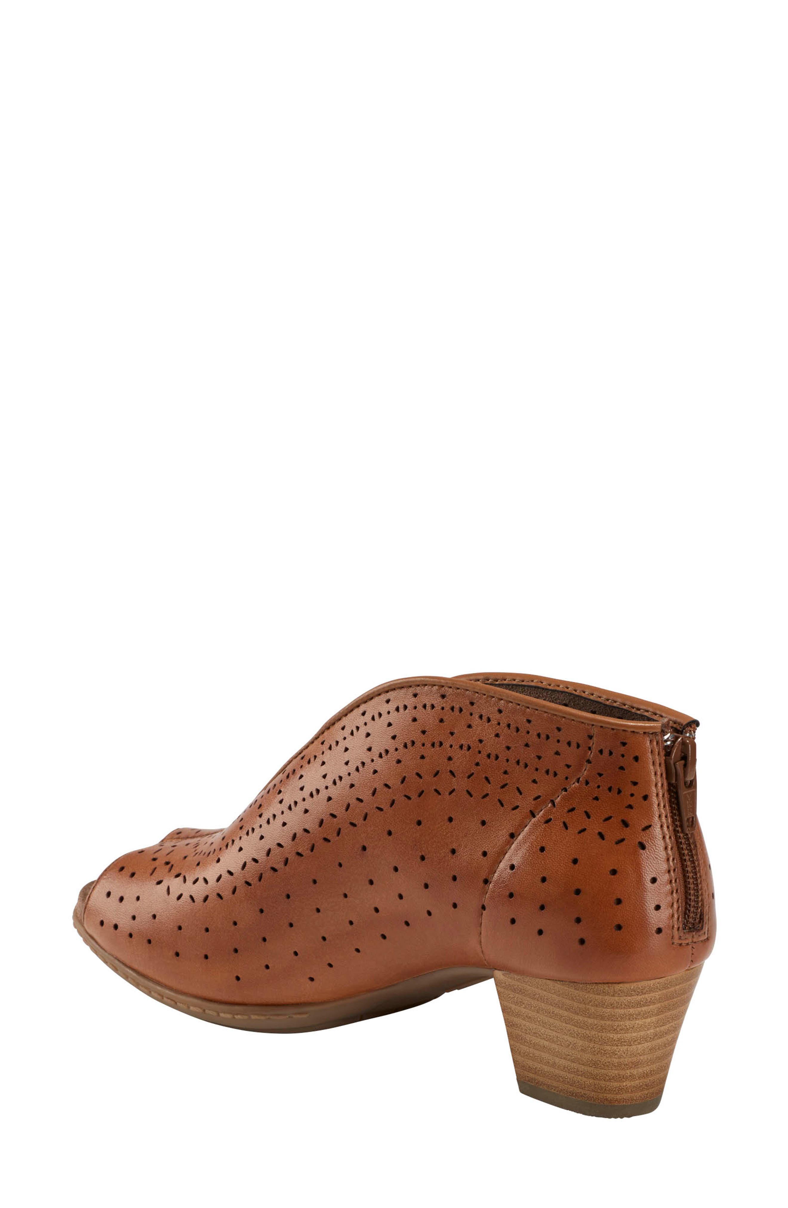 Calgery Quebec Sandal, Alternate, color, SAND BROWN NUBUCK LEATHER