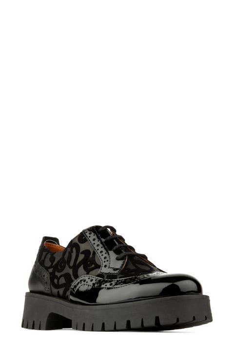 Artisan Wingtip Lug Sole Derby