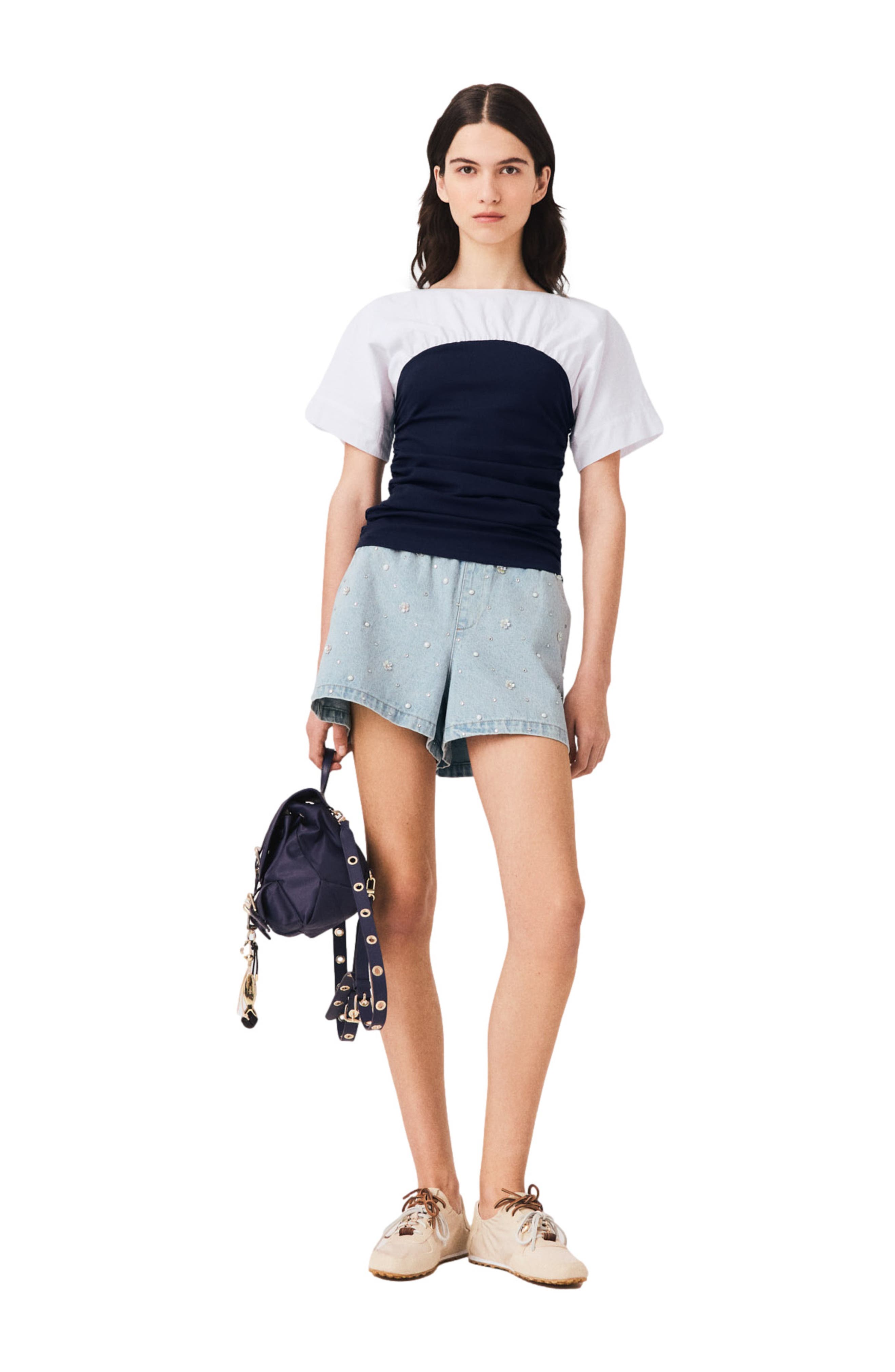 selected White/navy