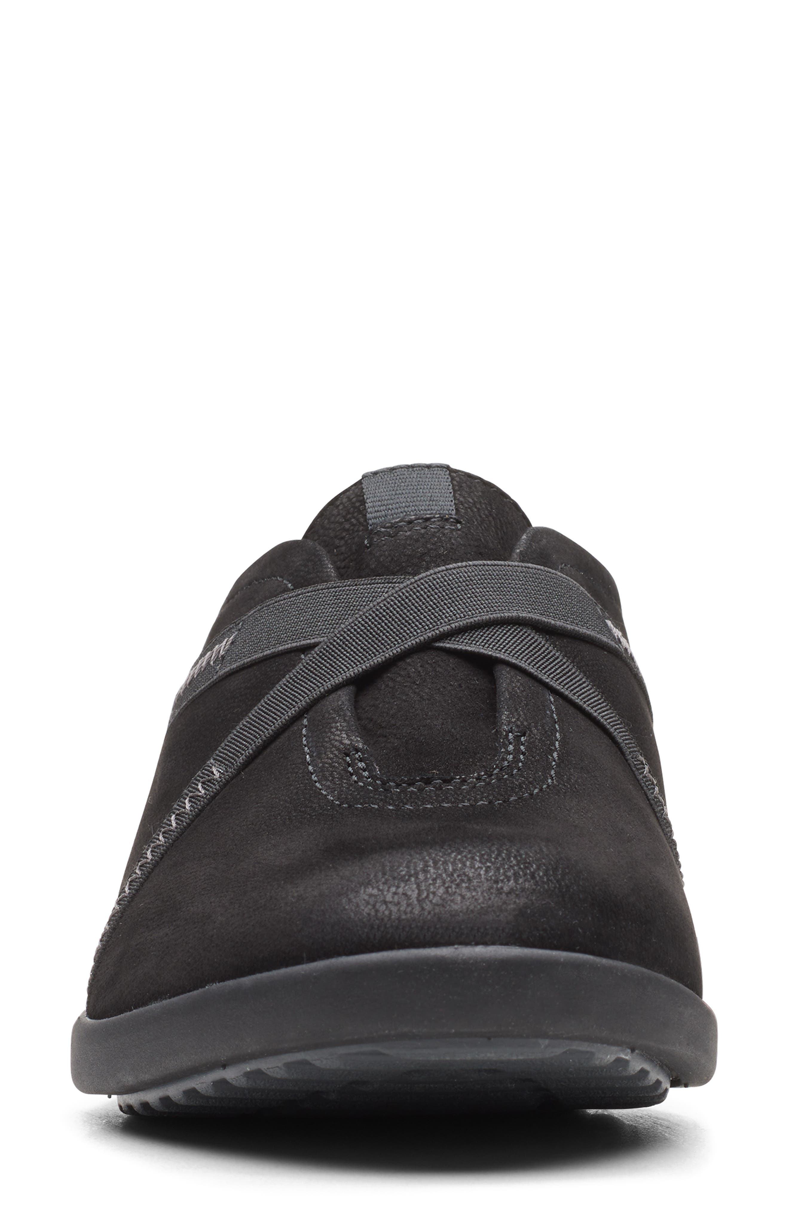 Clarks<sup>®</sup> Tamzen Step Sneaker, Alternate, color, 
