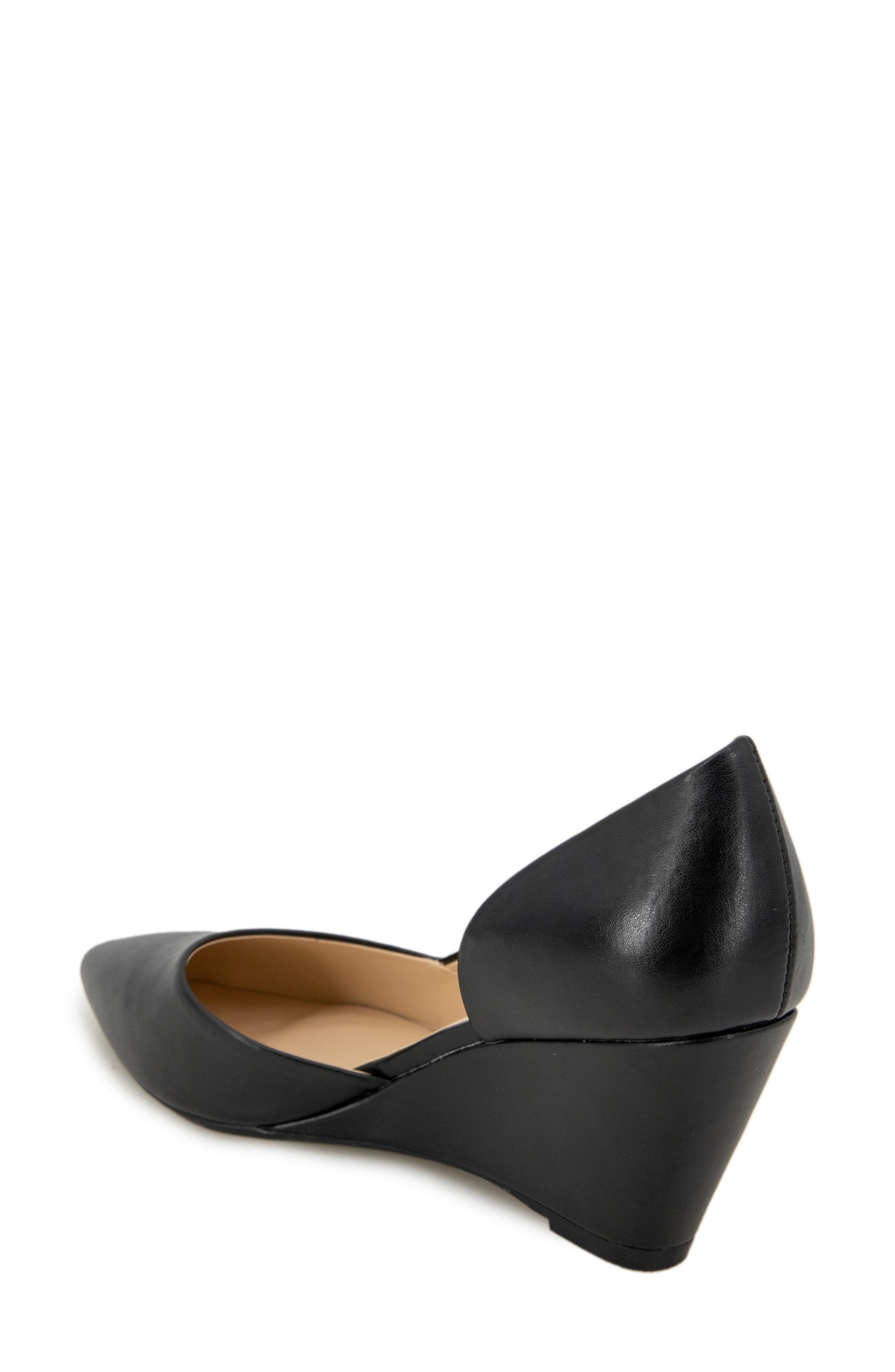 Reaction Kenneth Cole Eltinn Wedge Pump, Alternate, color, Black