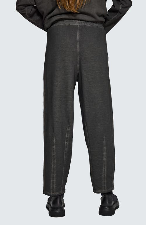 Luukaa Tara Sculpted Tapered Pants In Black
